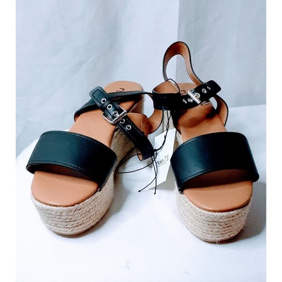 Rue 21 Women's Platform Sandals - Picture 2 of 5